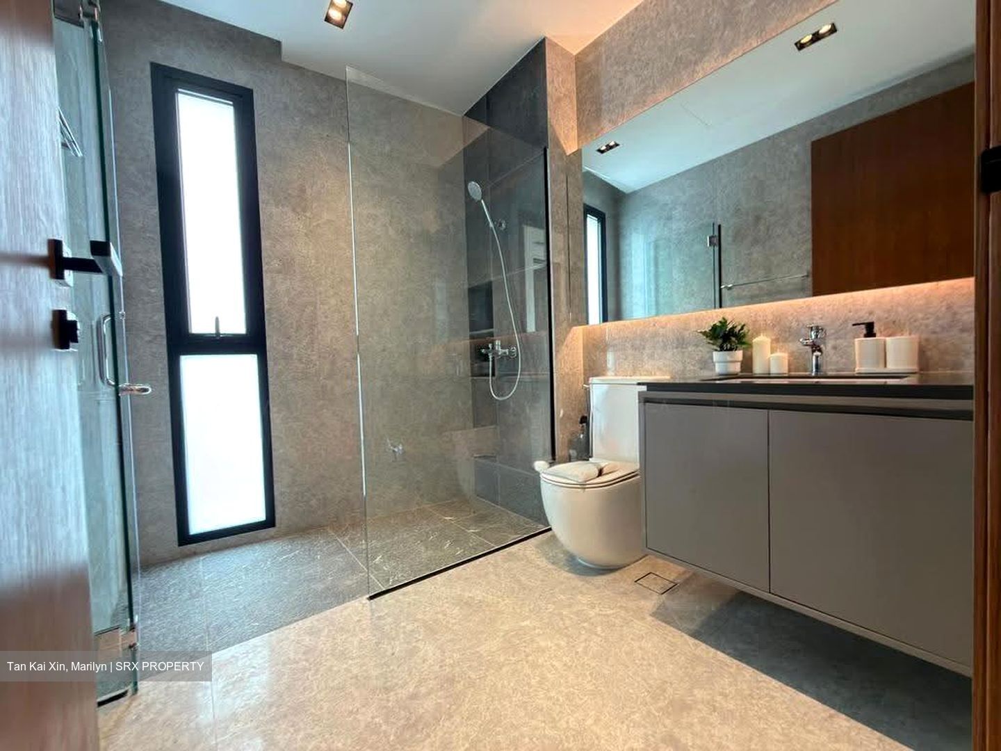 Sembawang Straits Estate (D27), Terrace #608616811
